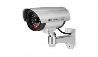 -&nbsp;iWear IR1 CCTV IR Outdoor Home Security Duymmy Fake Camera with flashing red light 2x AA battery Sil