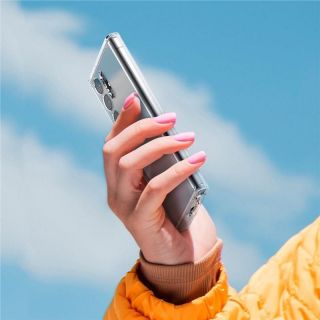 -&nbsp;Spigen Transparent