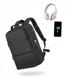 - Laptop Backpack Mugursoma portatīvajiem datoriem 15.6'' nodalījumiem ar USB izeju viedtālruņa uzlādei