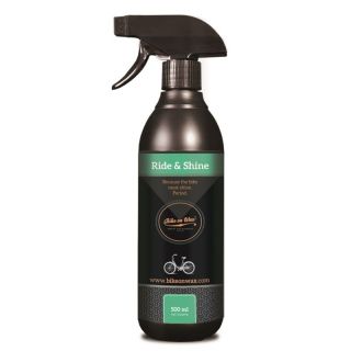 - BikeOnWax Brauc un Spīdi -Universāls attīrītājs Pulieris un Aizsarglīdzeklis priekš plastikāta detaļām 500ml Spray Pudele
